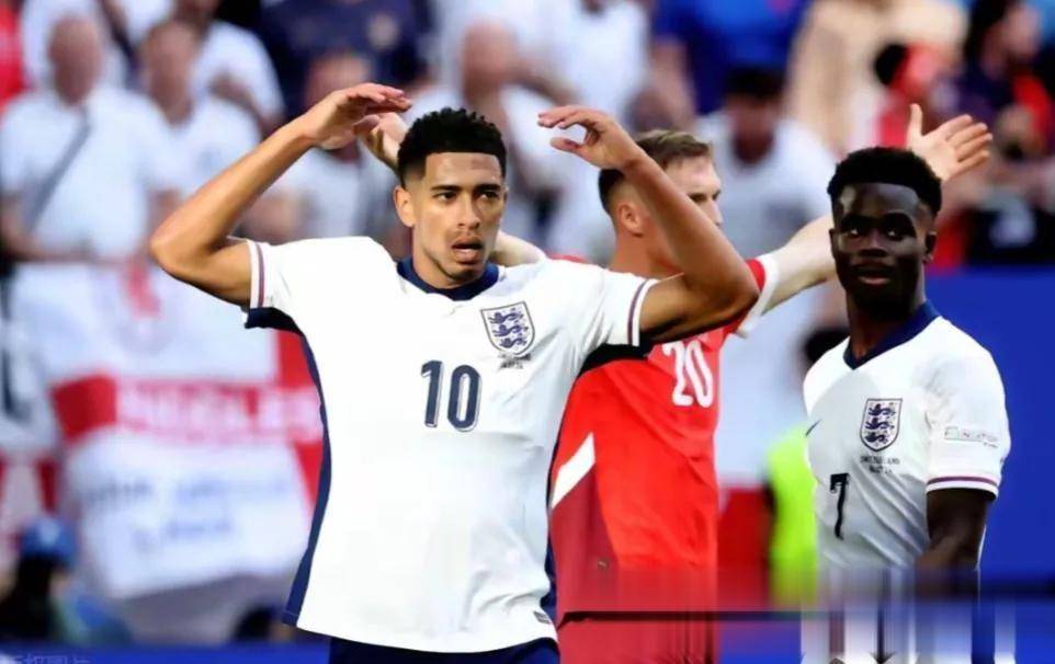 瑞士豪取大胜，晋级欧洲杯四强