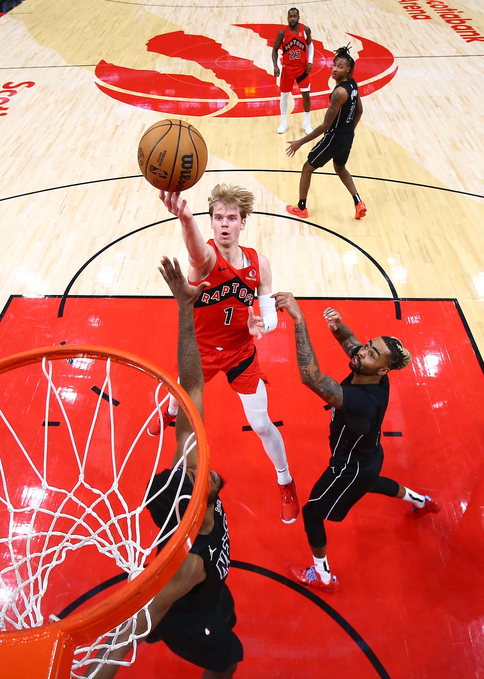 开云体育在线-关于猛龙主场不敌对手，输掉关键比赛的信息