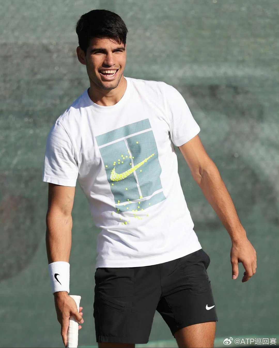 开云平台-摩洛哥选手在比赛中展现出强大的意志力