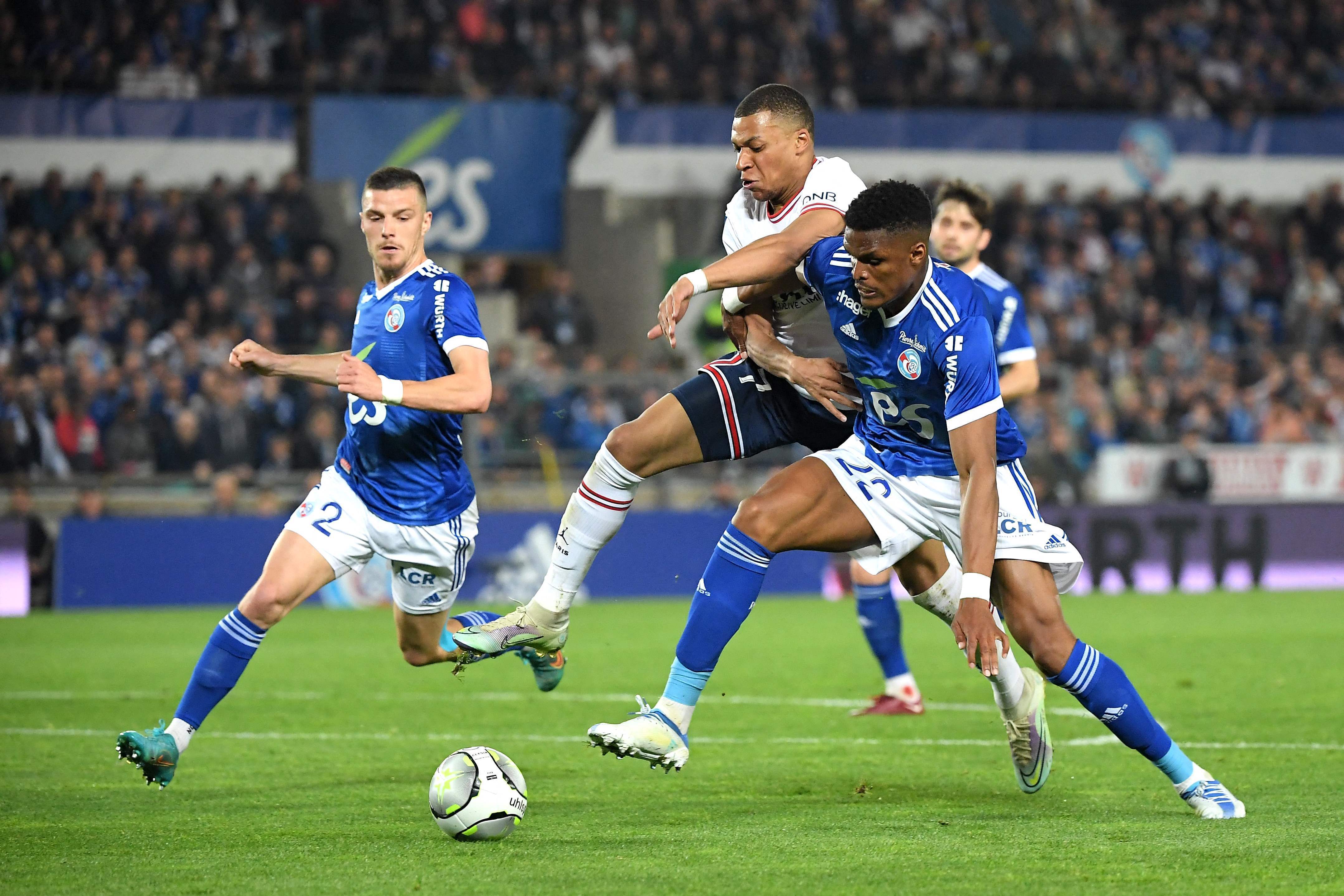 开云体育官网-乌迪内斯客场拿分，球队保持稳定状态的简单介绍