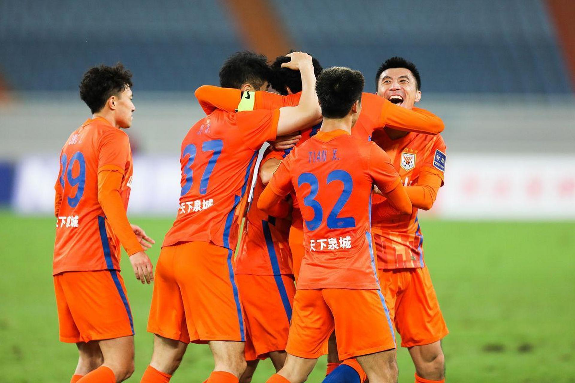 山东鲁能主场不敌对手，连胜终结