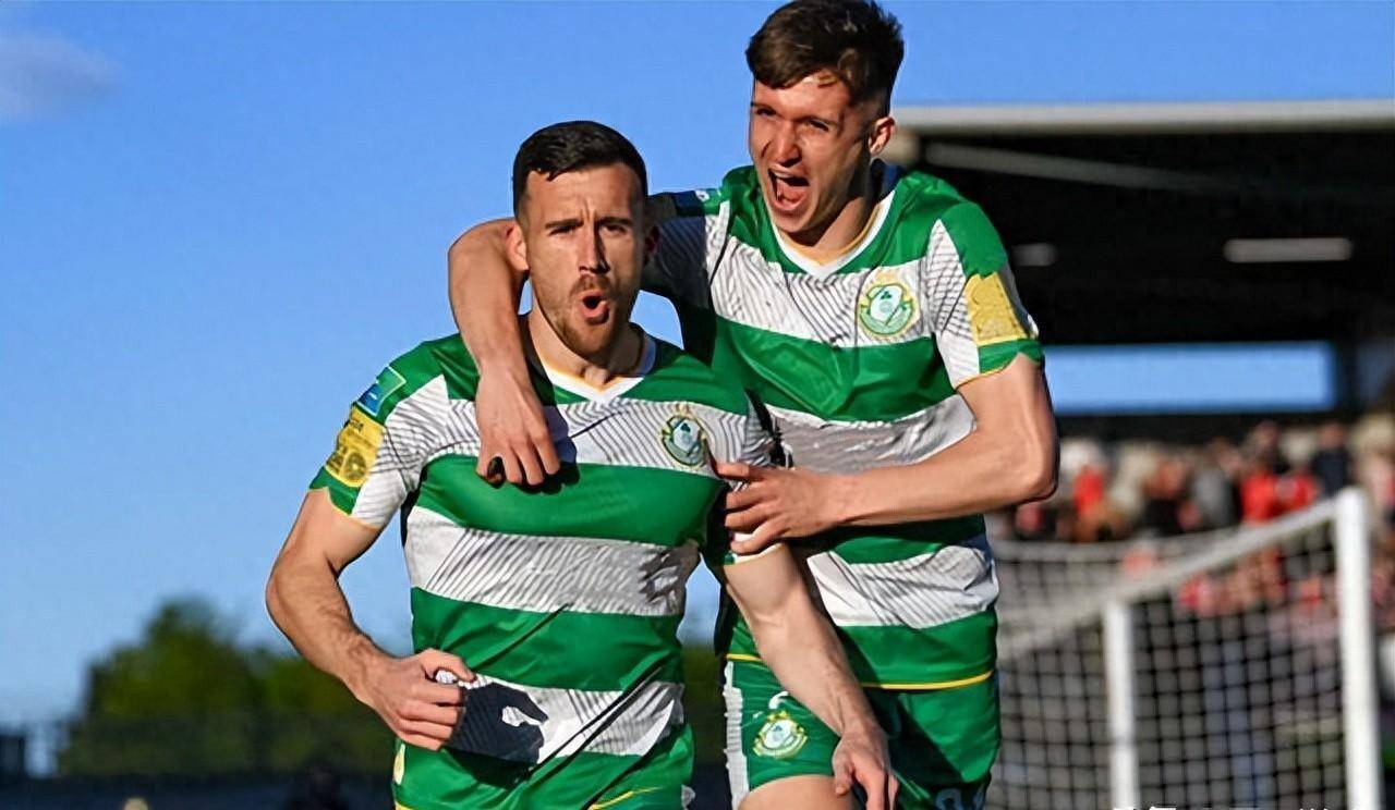 欧洲足球职业联赛冠军晋级战，球队士气高涨