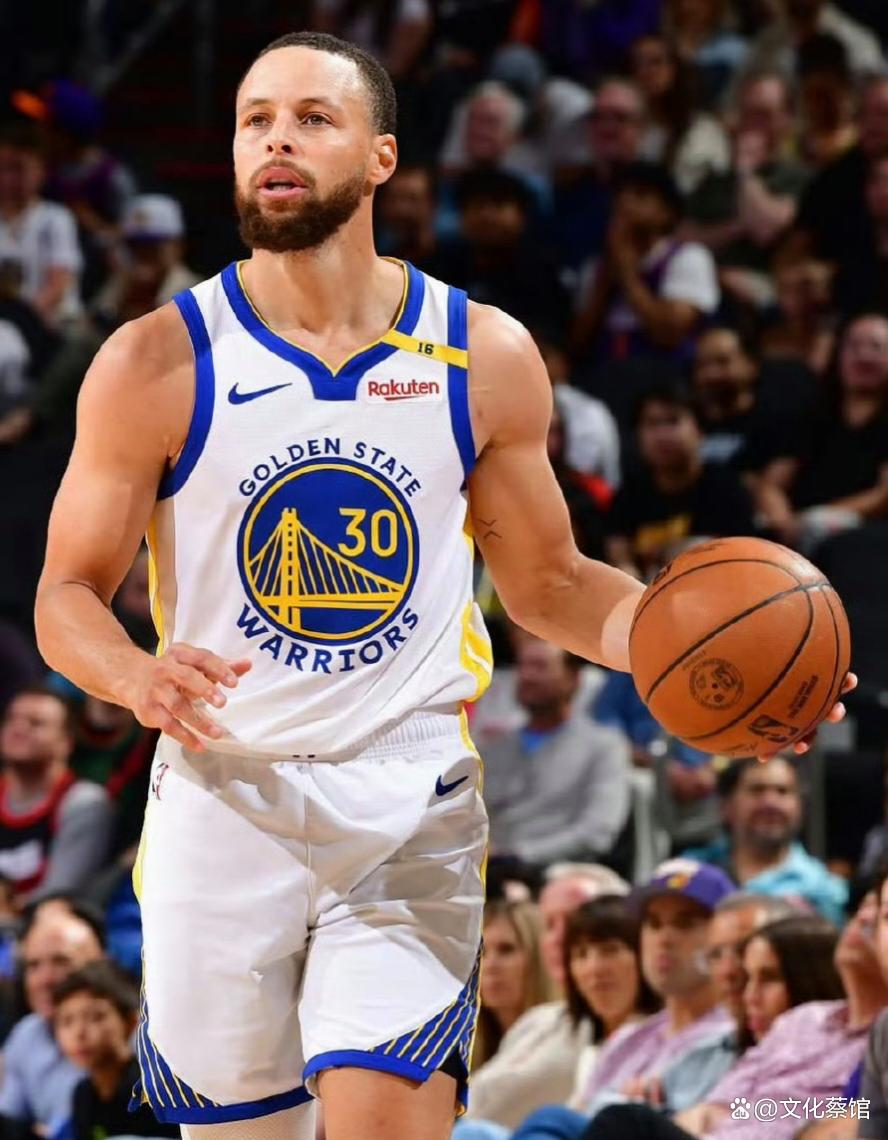 开云体育官方网站-关于王者归来：库里再度展现神准三分手感的信息