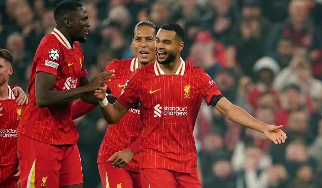 米德尔斯堡队取得胜利,向前冲 米德尔斯堡队取得胜利,向前冲