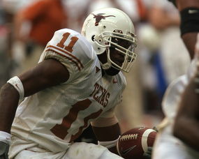 开云APP-尤文图斯宣布签下巴塞罗那后卫，强势补强防线，迎接新赛季挑战