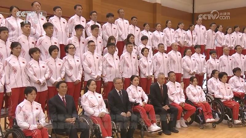 运动员们为国争光，为名扬天下