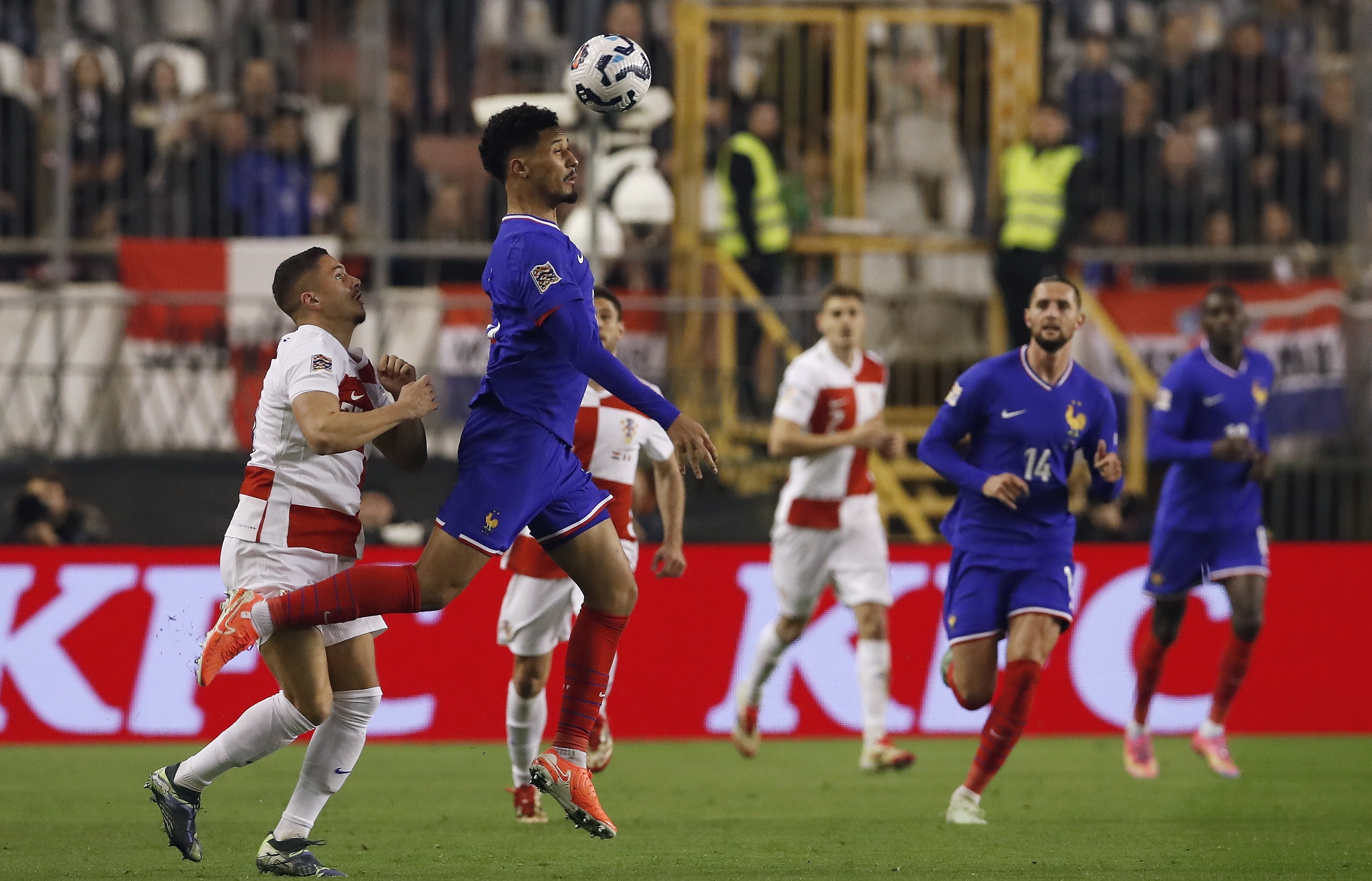 开云体育app-克罗地亚队狂胜，闯入下一轮比赛