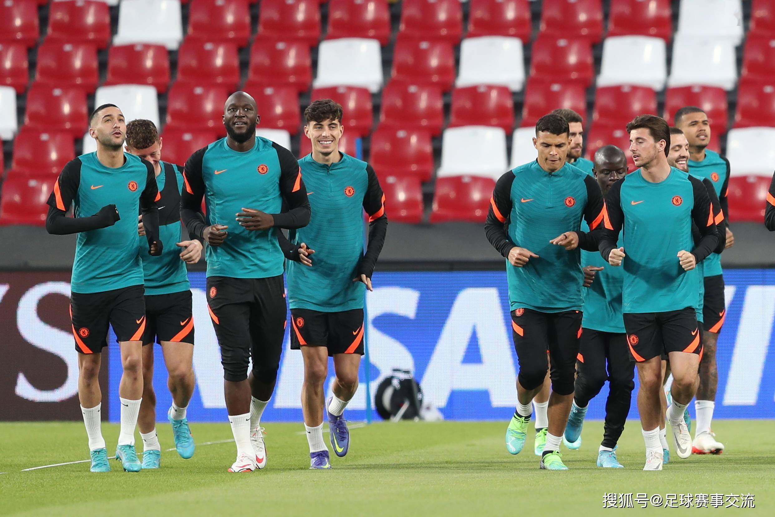 阿联酋队与伊朗队的对决备受瞩目 阿联酋队与伊朗队的对决备受瞩目