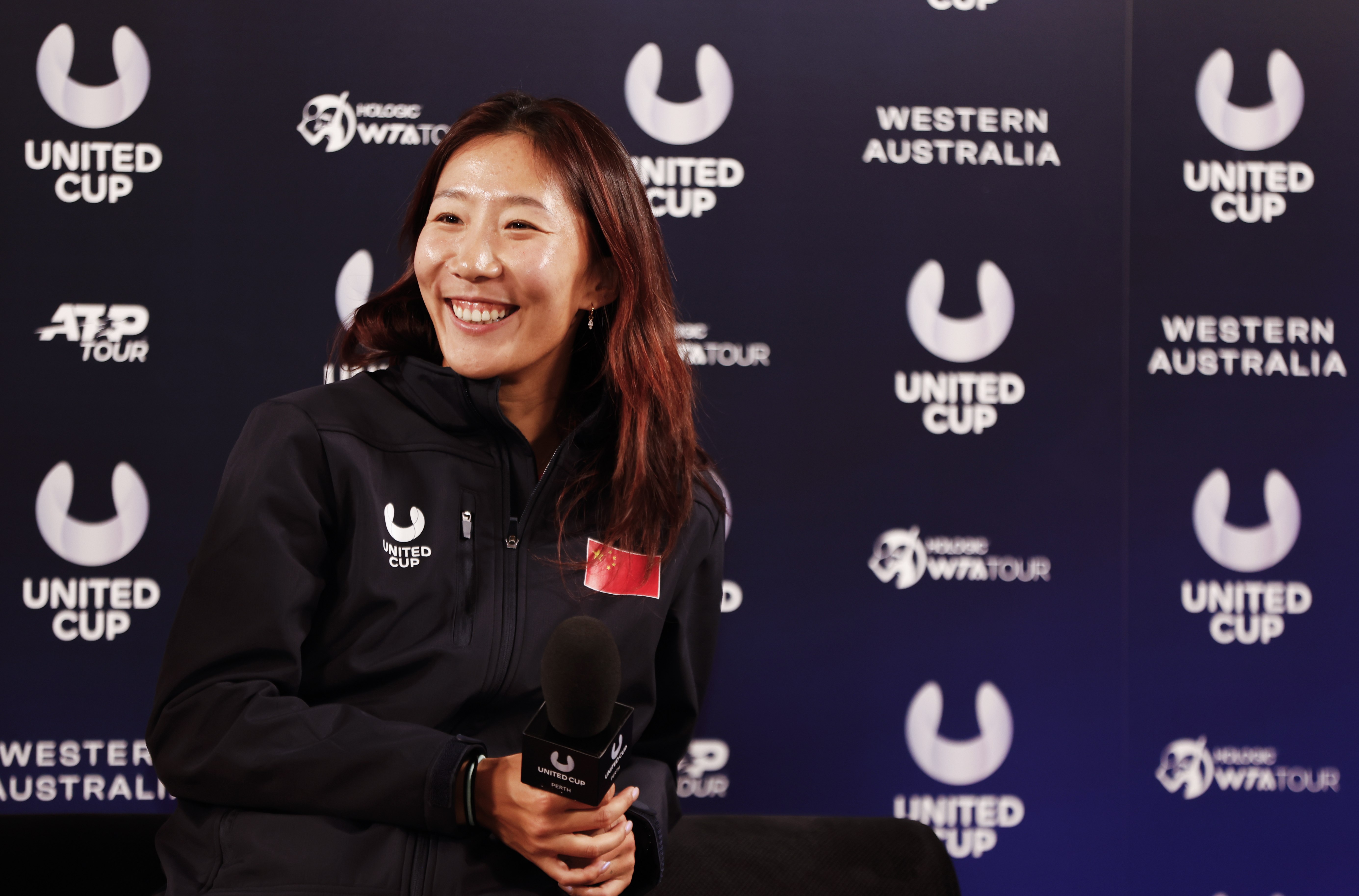 德国队在网球比赛中展现强大实力,夺冠 德国队在网球比赛中展现强大实力,夺冠