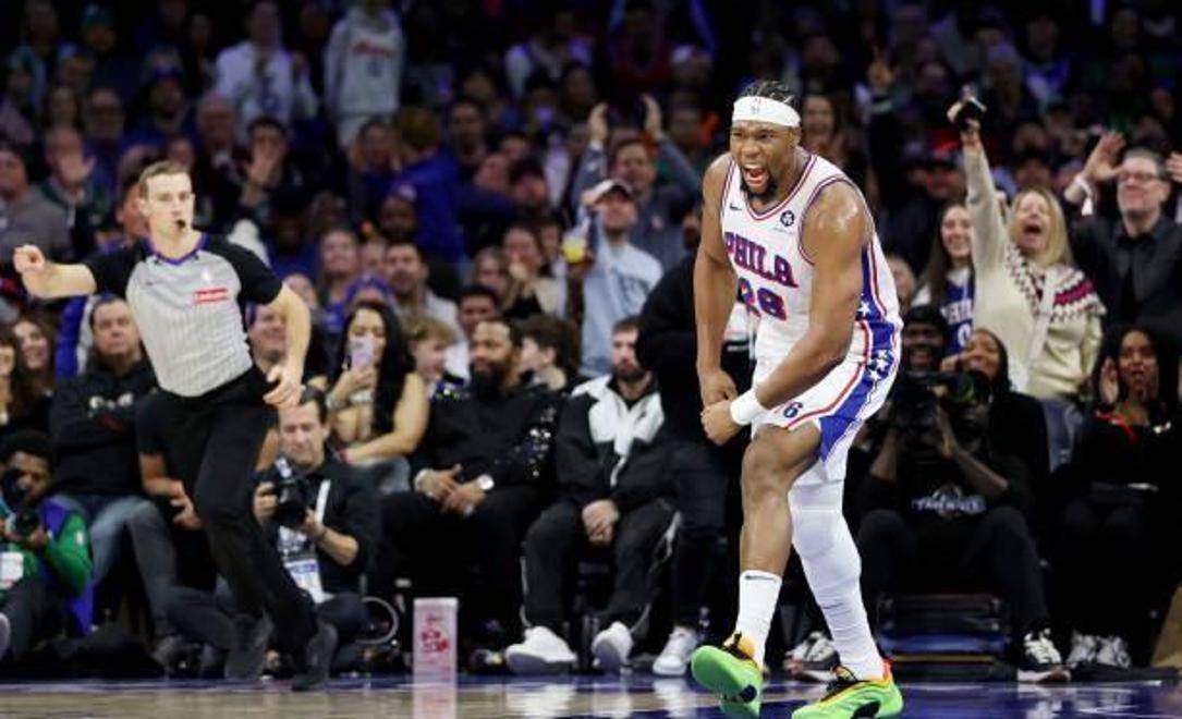 关于球队锋线大将发威,帮助球队赢得胜利的信息 关于球队锋线大将发威,帮助球队赢得胜利的信息