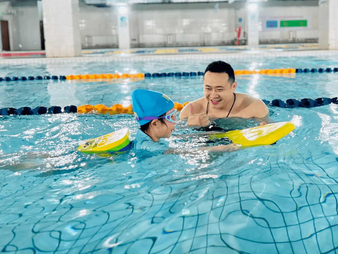 包含日本游泳健将实力出众,连番摘金的词条 包含日本游泳健将实力出众,连番摘金的词条