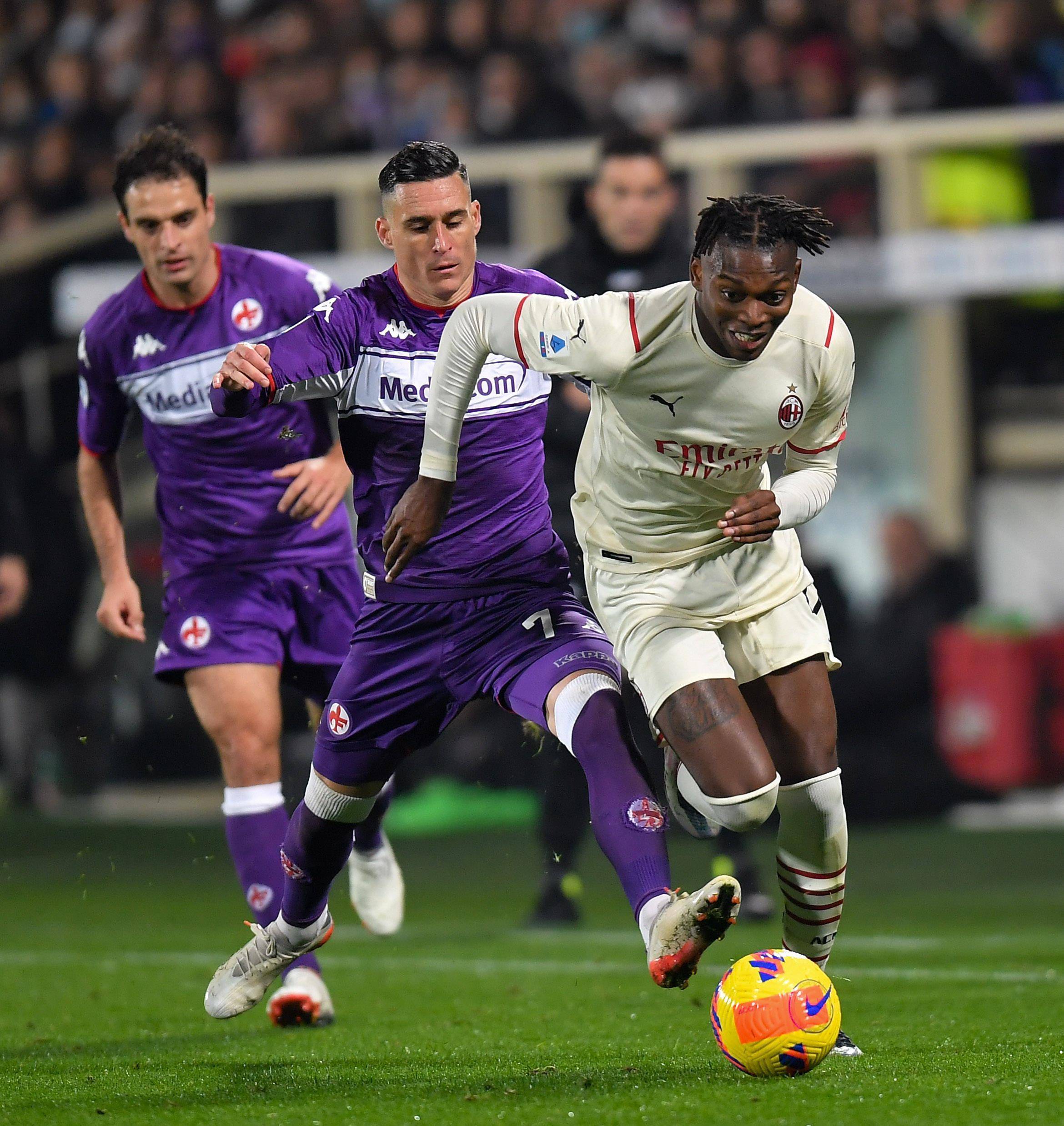 佛罗伦萨足球队准备迎接艰难的比赛挑战的简单介绍 佛罗伦萨足球队准备迎接艰难的比赛挑战的简单介绍