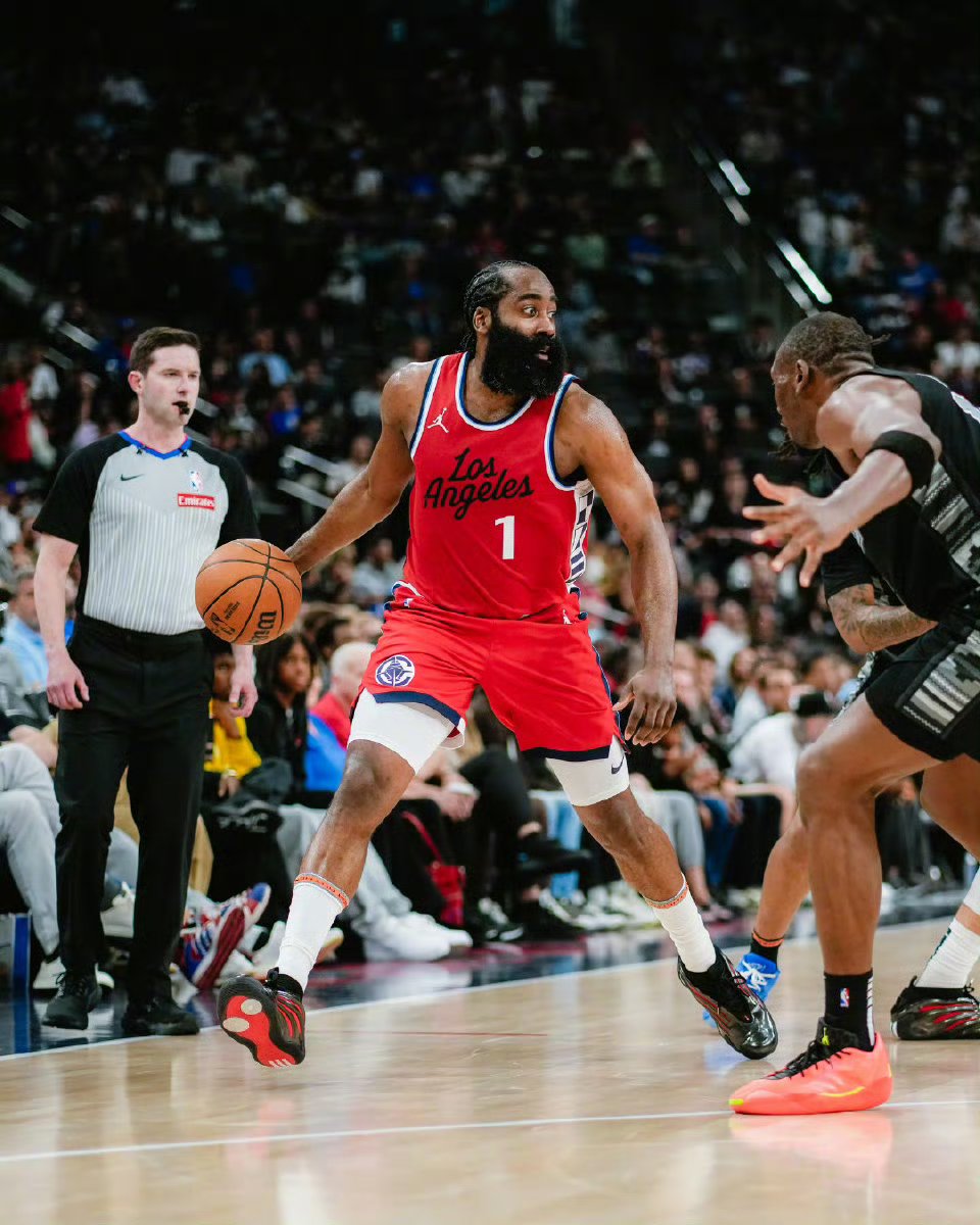 开云体育-包含重庆烽火客场大胜，提升排名的词条