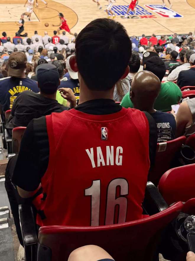 开拓者逆袭成功，主帅赞叹球队斗志