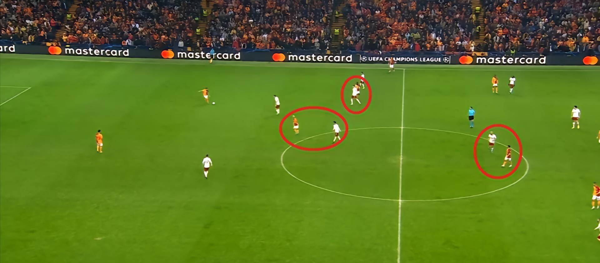 罗马力克阿贾克斯,晋级欧冠半决赛 罗马力克阿贾克斯,晋级欧冠半决赛