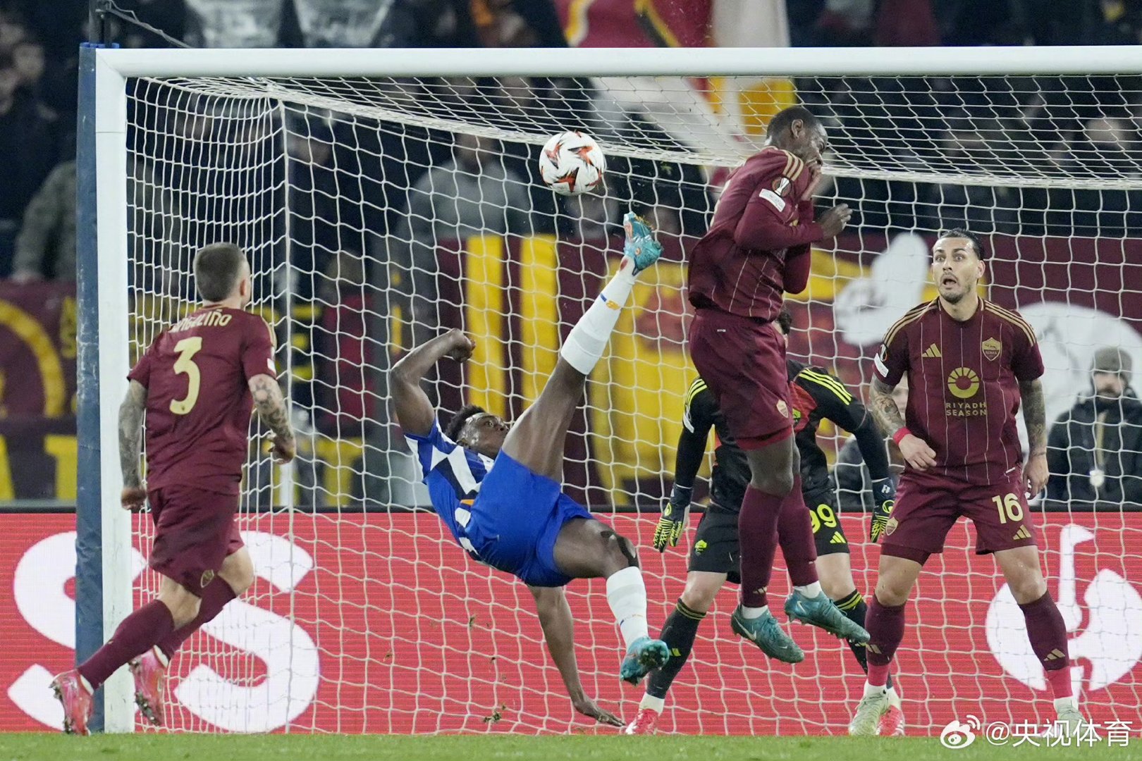 开云官网-里昂不敌波尔图，失去晋级机会的简单介绍