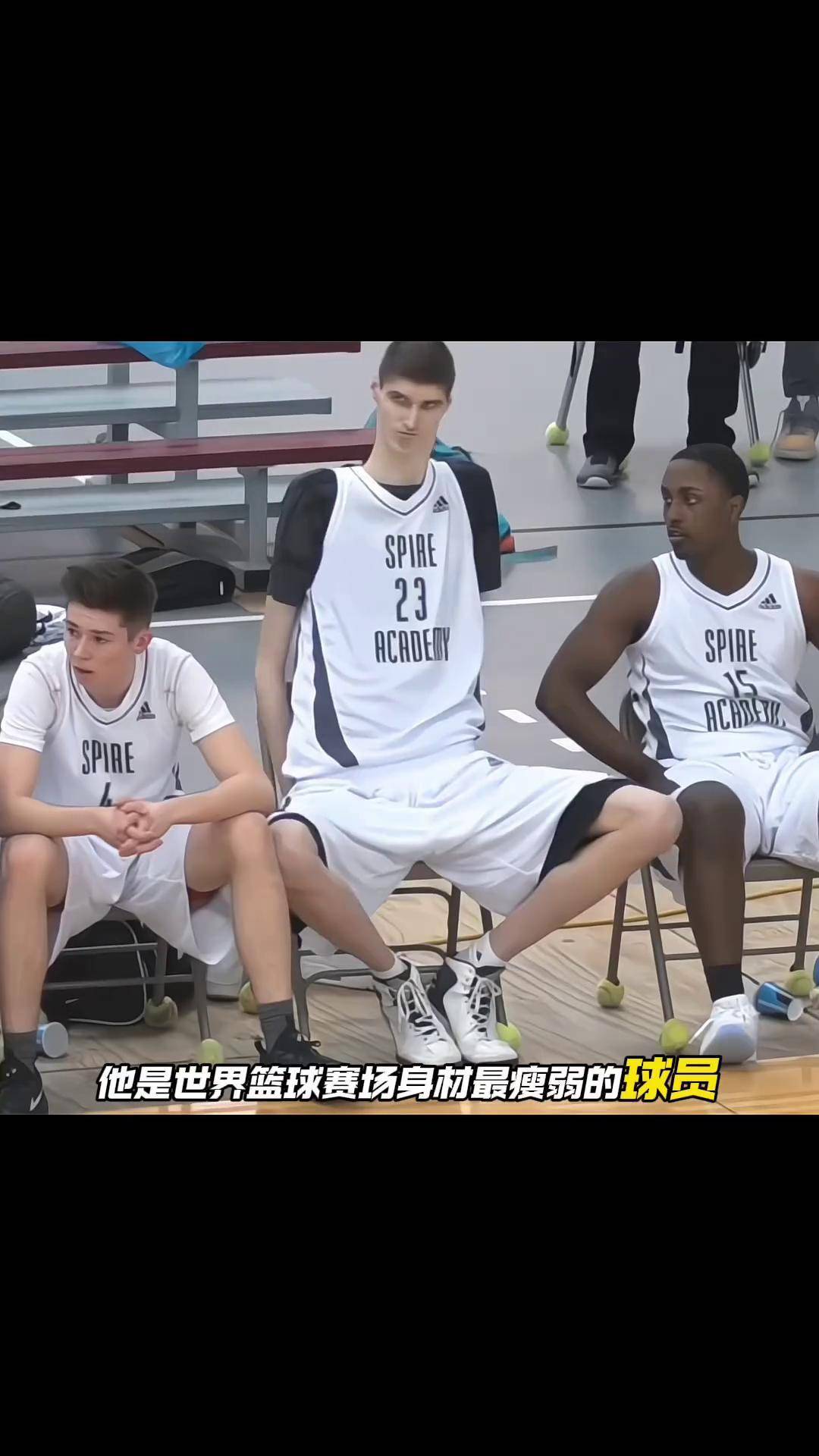 开云下载-世界篮球赛场上人气球星频繁交流的简单介绍