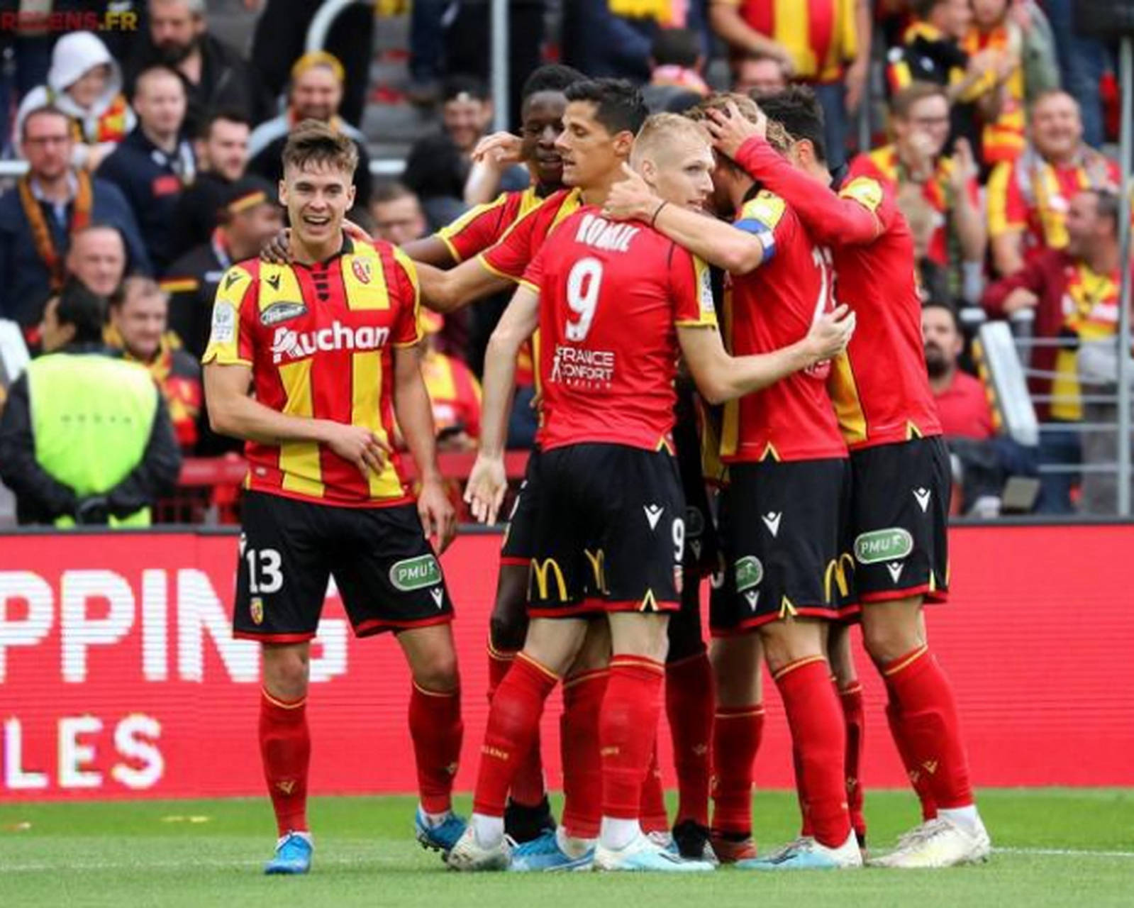 包含南特将在客场对决摩纳哥，备战进行时的词条