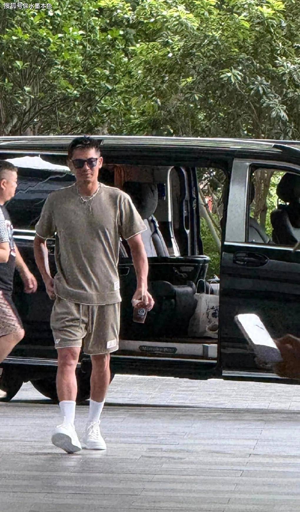 开云下载-林丹的续约让粉丝惊险