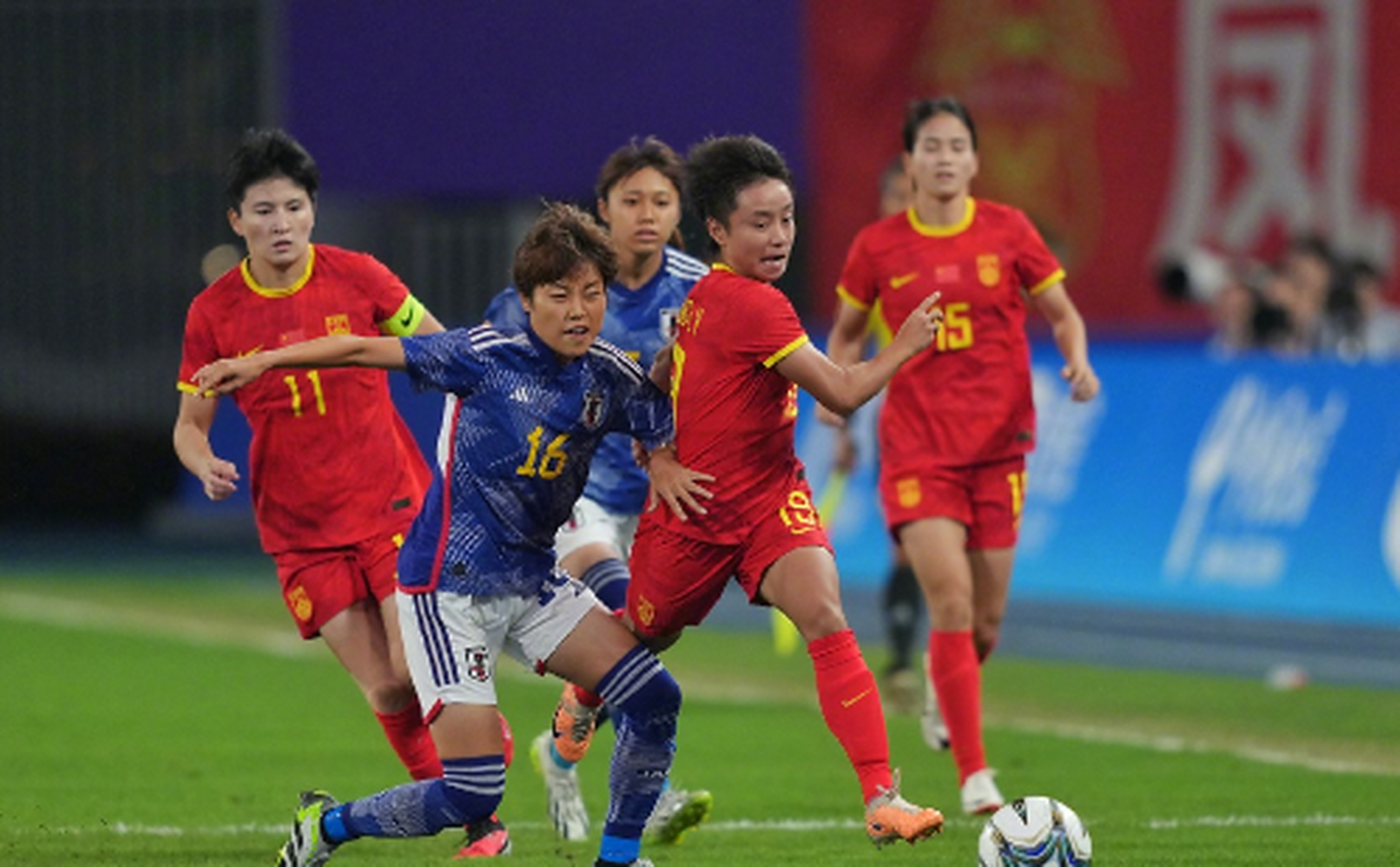 开云APP-奥地利女足战术精妙，赢得比赛