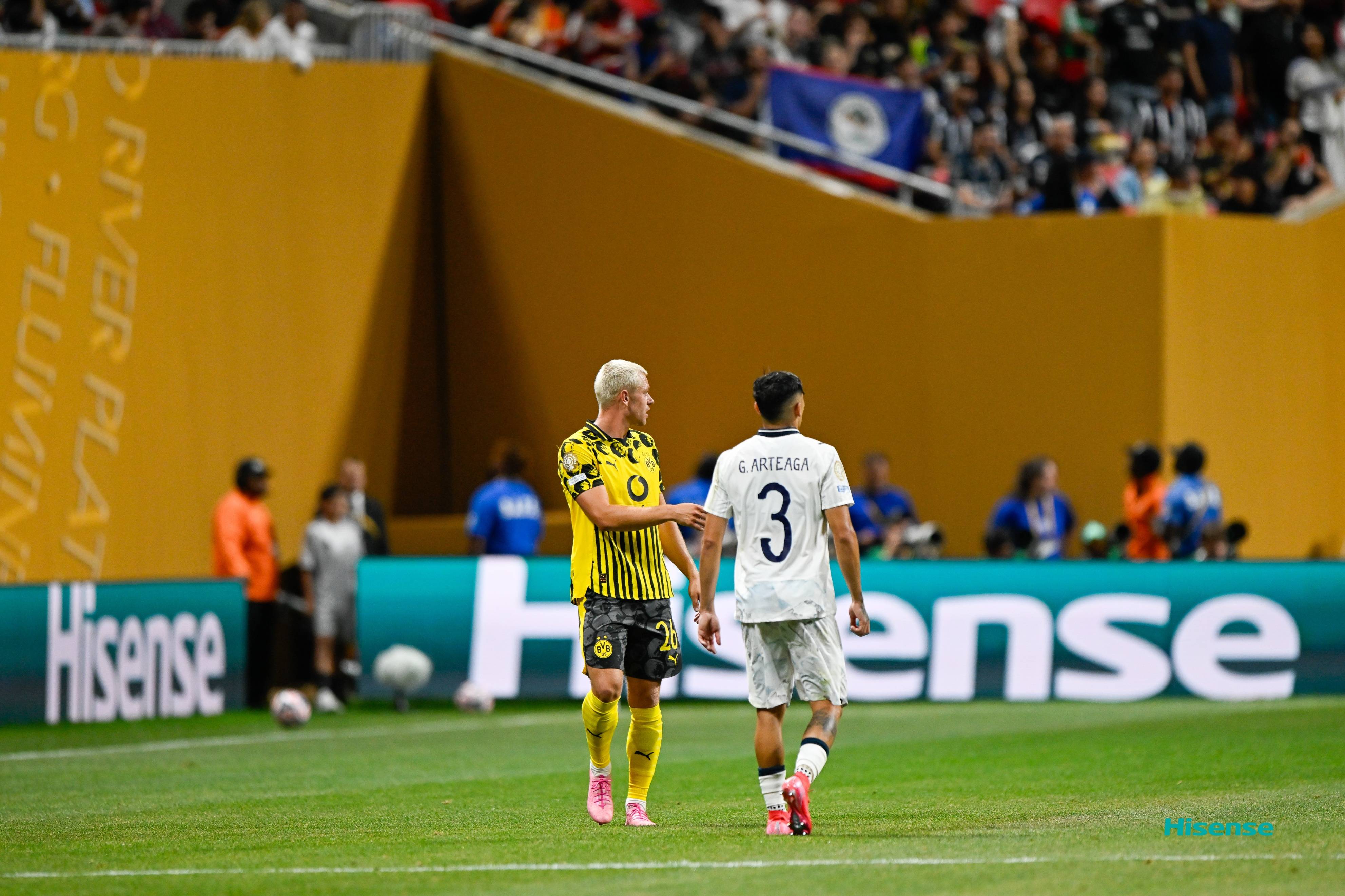 开云体育app-失落的多特蒙德：追赶德甲前四难度加大的简单介绍