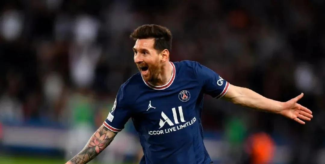 关于曼城客场战胜巴黎圣日耳曼,小组出线的信息 关于曼城客场战胜巴黎圣日耳曼,小组出线的信息