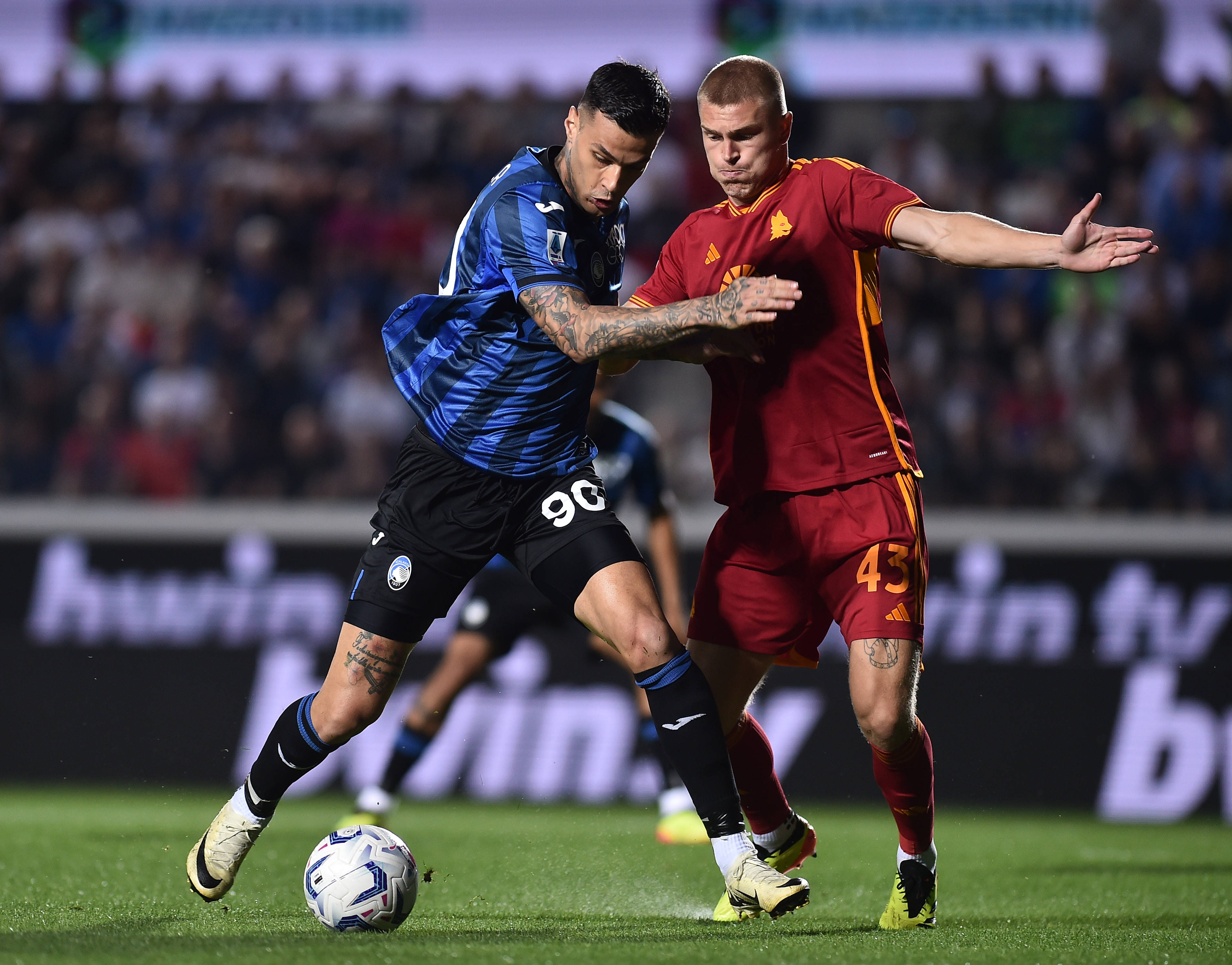 开云体育中国-好斯卡主场不敌西班牙人，遭遇失利的简单介绍