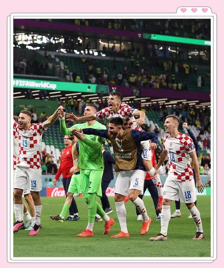 开云下载-包含克罗地亚队堪称团结，轻松晋级的词条