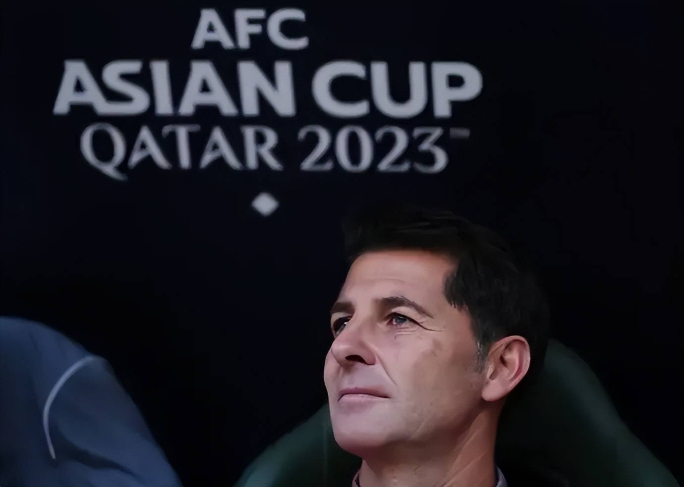 开云体育官网-西班牙豪门豪取胜利，力争国际头衔