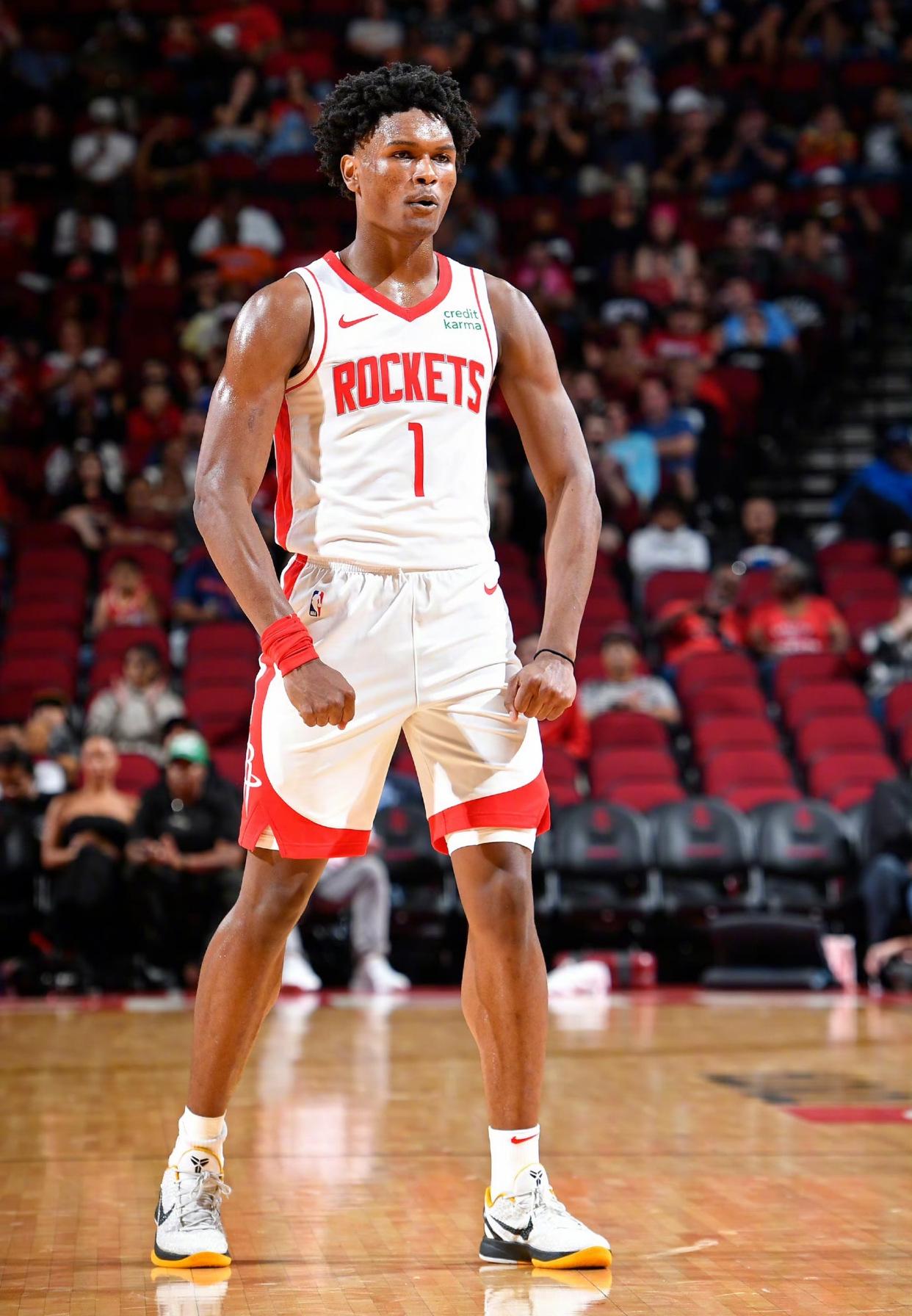 非洲篮球新星崭露头角，展现潜力的简单介绍