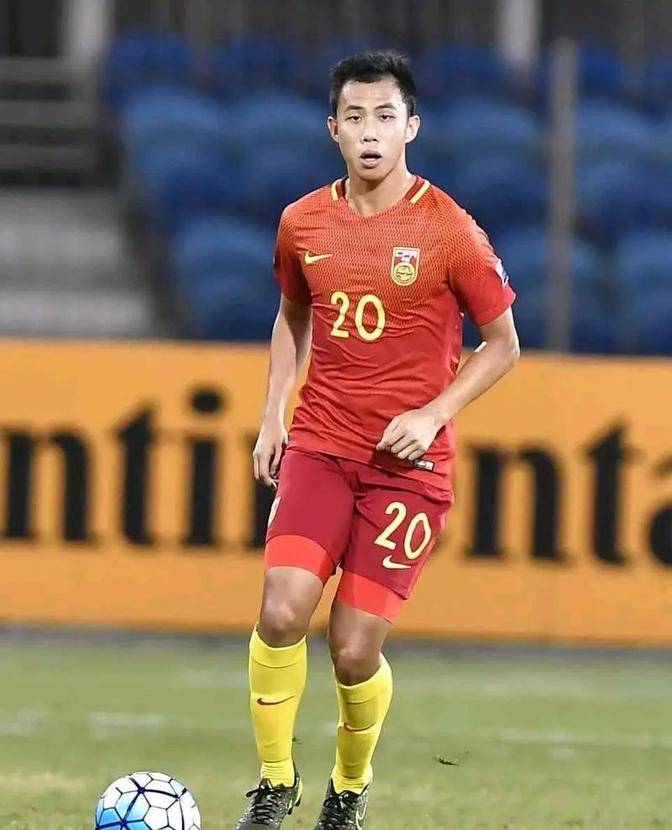 广州恒大稳守榜首！山东泰山大胜领跑