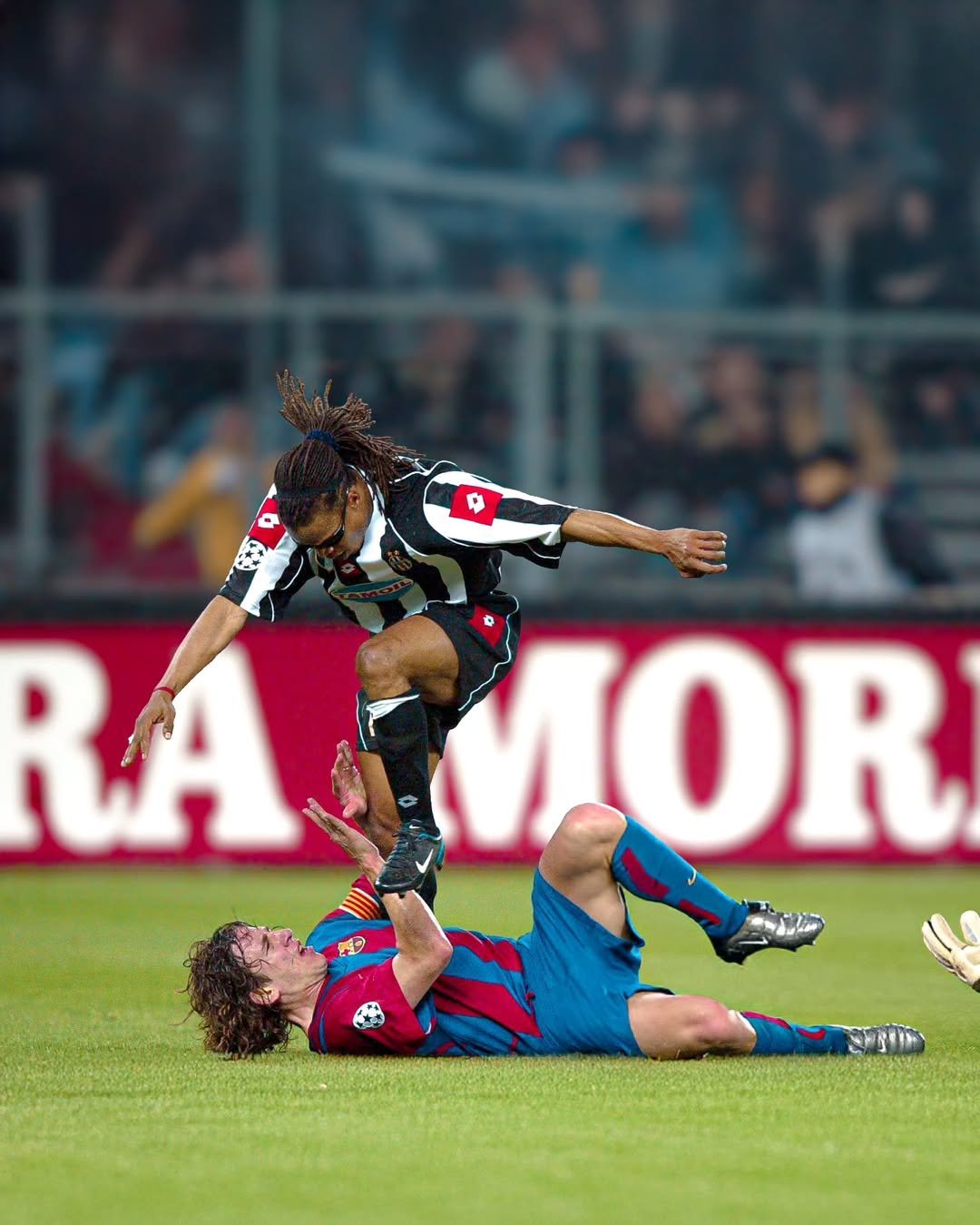 尤文图斯惨败，欧冠之路受阻的简单介绍