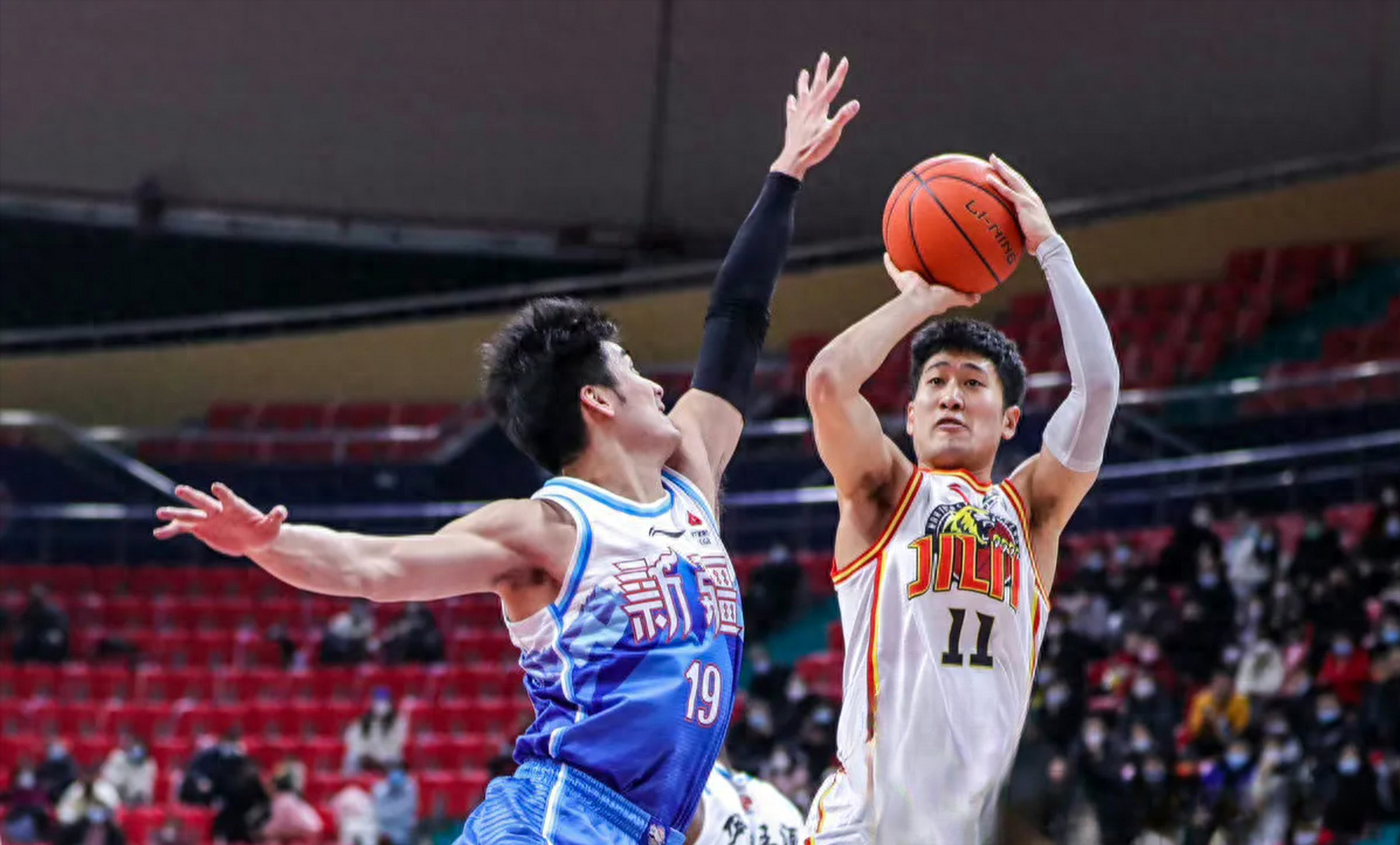 吉林球队大败，教练迫切要求改变战术