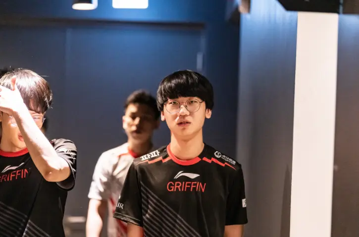 开云APP-DRX翻盘G2，Tarzan拿下关键大龙全球总决赛3:2（深圳）