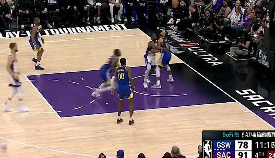 开云体育官网-勇士连败缠身，备战不力，急需调整状态